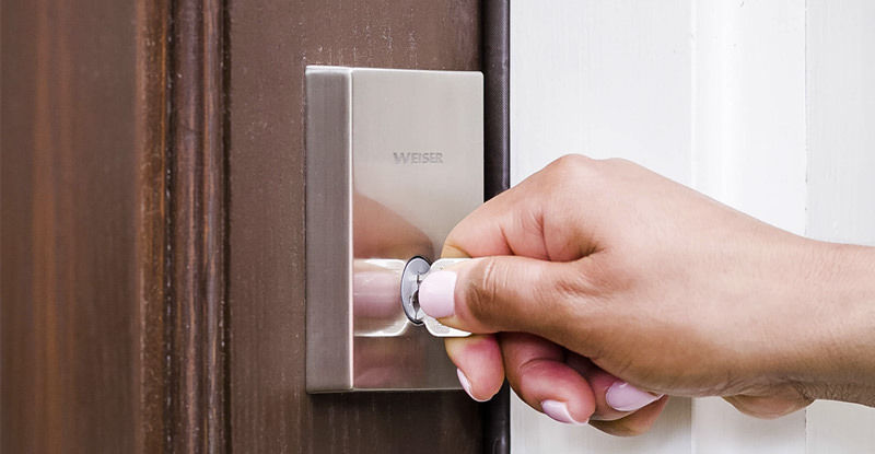 Poignée De Serrure De Porte Avec Clé électronique. Porte à Bouton Moderne  De La Chambre. Ouverture Ou Fermeture De La Serrure De Porte Numérique